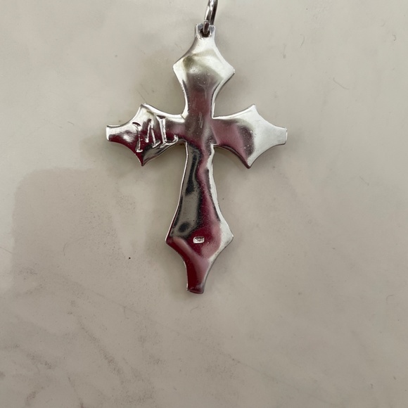 Sterling Silver Cross with AAA CZ accent stone - Picture 4 of 6